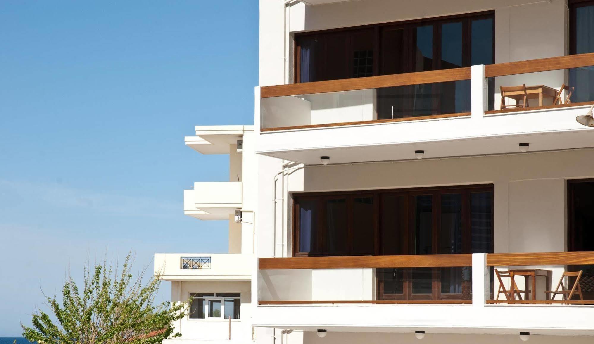 Magia Apartments Hriszí Aktí Haniá Kültér fotó