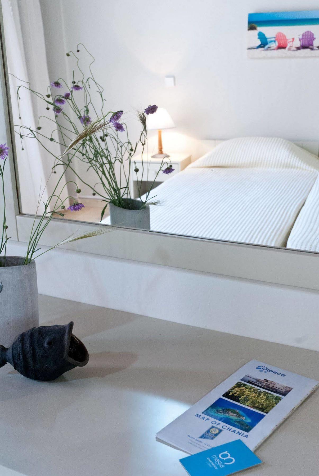 Magia Apartments Hriszí Aktí Haniá Kültér fotó